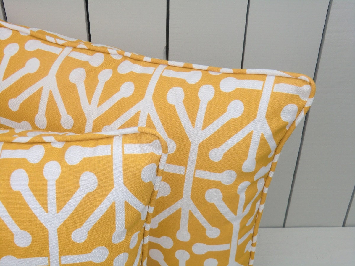 Yellow outdoor pillow cover, trellis outdoor pillow 18x18, corn yellow outdoor cushion, yellow trellis pillow , outdoor chair pillow cover