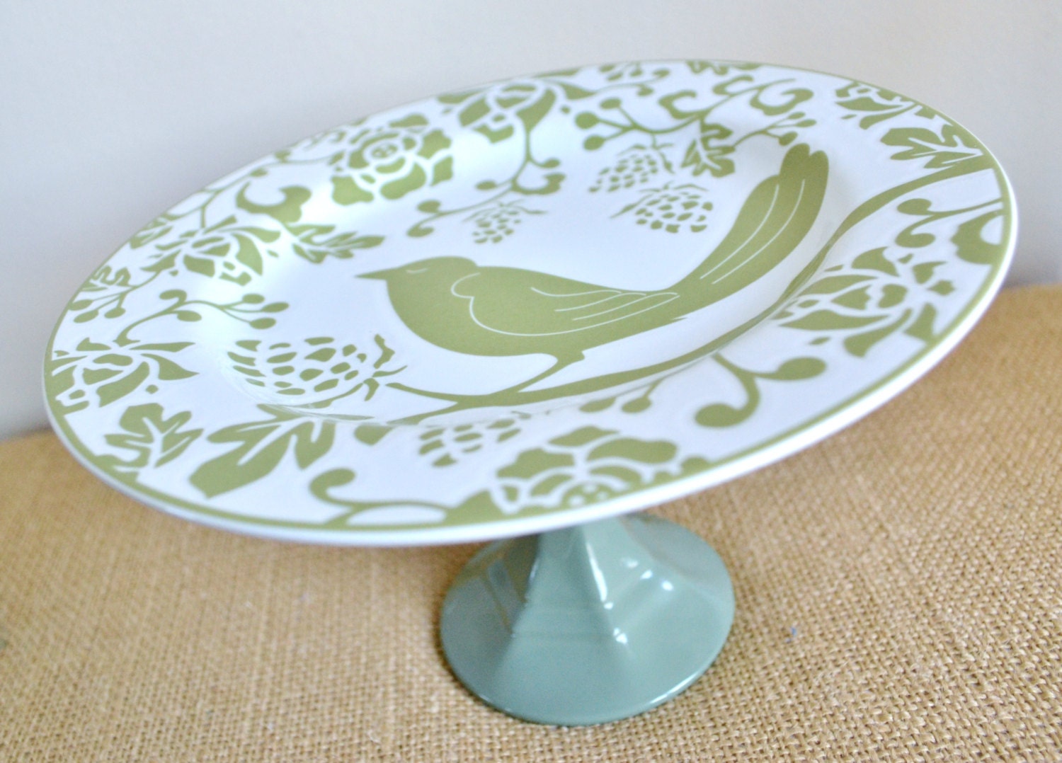 Cake Plate / Dessert Pedestal Cupcake Stand-Modern Bird (green)