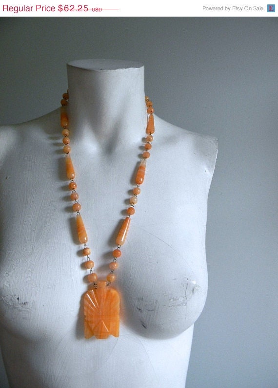 Memorial Day Weekend SALE vintage. 40s 50s Orange Alabaster Handmade Necklace // Semi Precious Stone