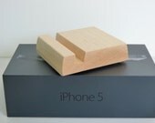 Natural Maple iPhone Stand Galaxy S3 Holder
