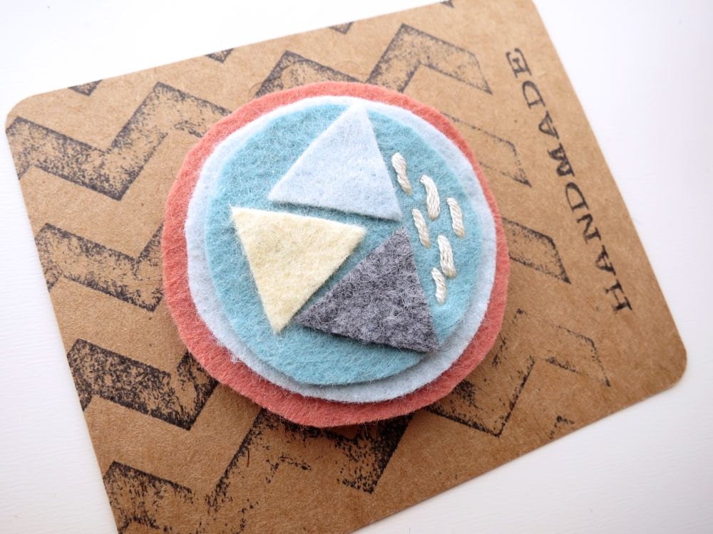 Felt Circle Hair Clip - Barrette - Geometric Native Tribal - Chevron Triangles - Pale Earthy Tones for Spring