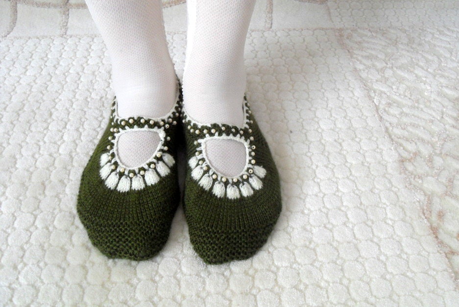 Women socks, Handmade Slippers, Turkish Knitted Slippers, Authentic footwear, Stylish foot wear, Military Green Slippers