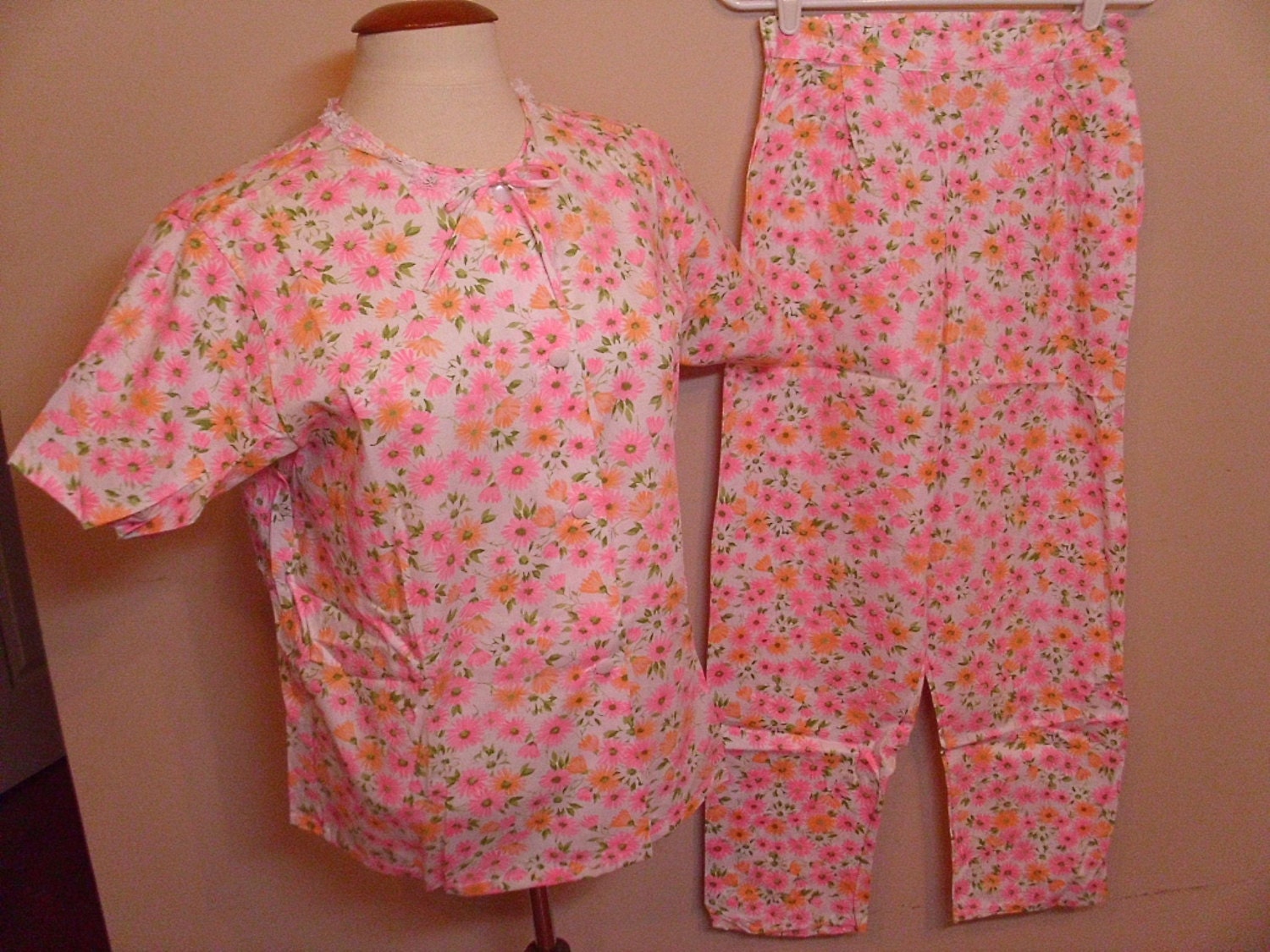 Vintage Schrank Pajama Set Small   NOS