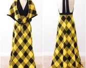 1970s Maxi Halter Dress & Capelet Shawl, Kelly Arden Vintage Black Yellow Plaid Plunging Dress Open T Back and Cape, Excellent 70s Dress Set