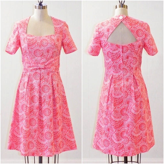 1960s Dress, 60s Sun Dress, Pink Cotton Print Vintage Summer Dress, Cut Out Halter Back & Bow Detail, Womens Halter Dress