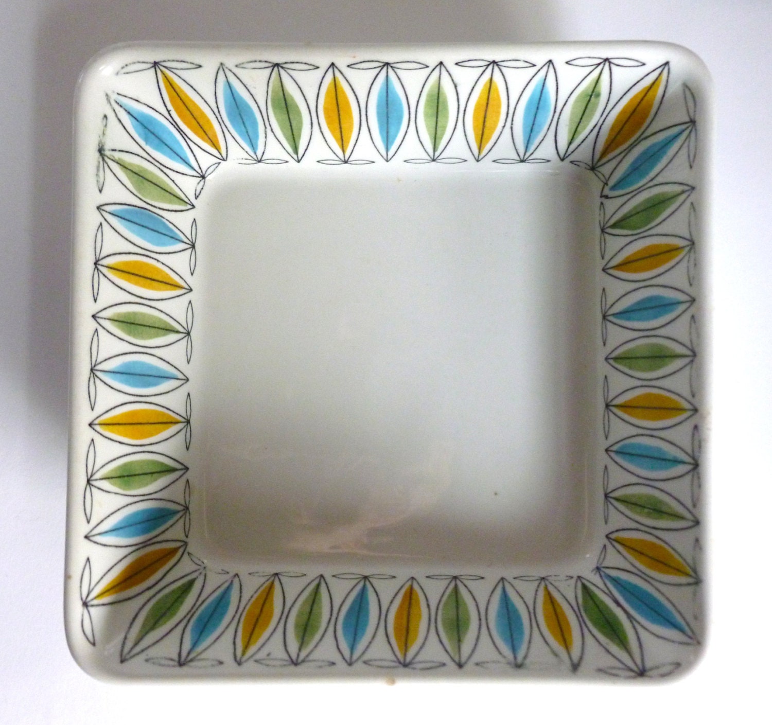 Mid Century ARABIA FINLAND Fish Pattern Serving Bowl Finland Scandinavian 13 tt BA Dish