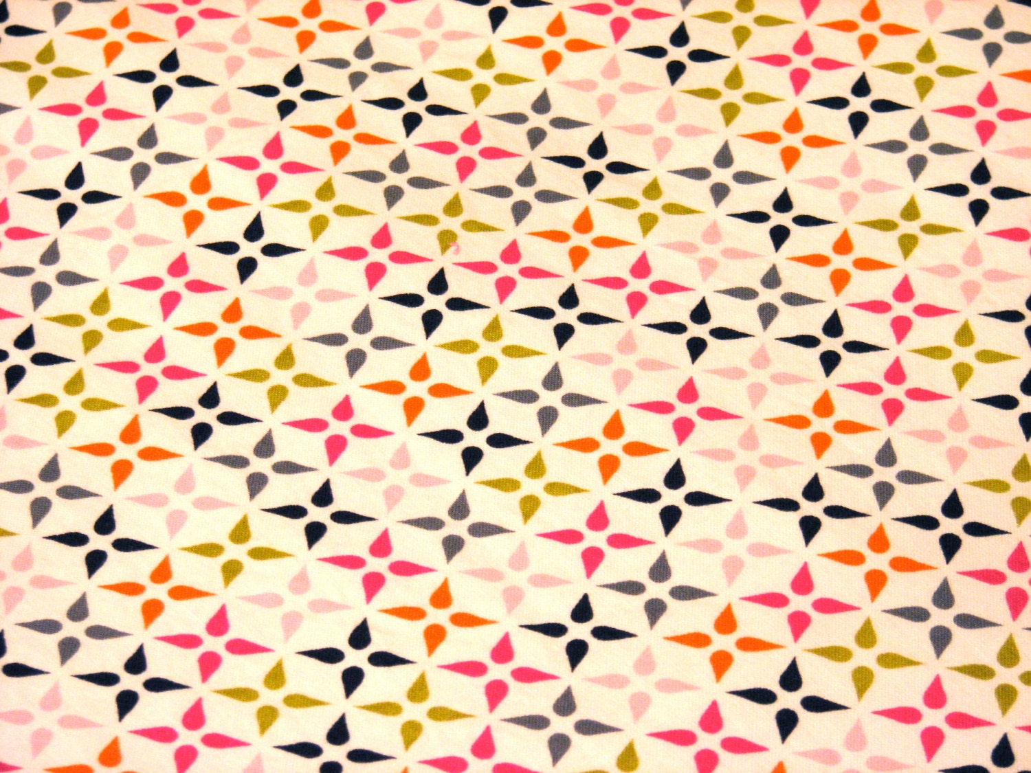 Mod Geometric Crib Sheet