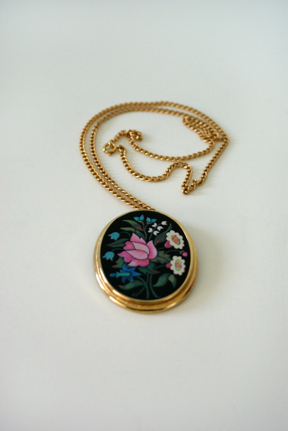 Vintage 1970s Pendant Necklace - 70s Boho Floral Large Pendant Necklace