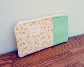 Medium Zippy Pouch - READY TO SHIP - Cream with Tiny Flowers and Sage Dots