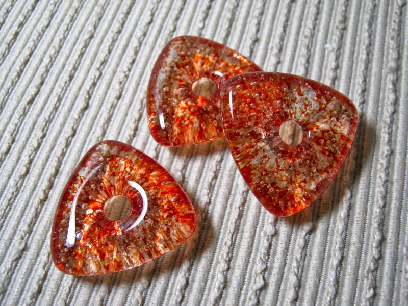 TRIANGLE Worry Bead / Kiln Cast Glass Donut / Medium Focal Bead / Cherry Red Sprinkles