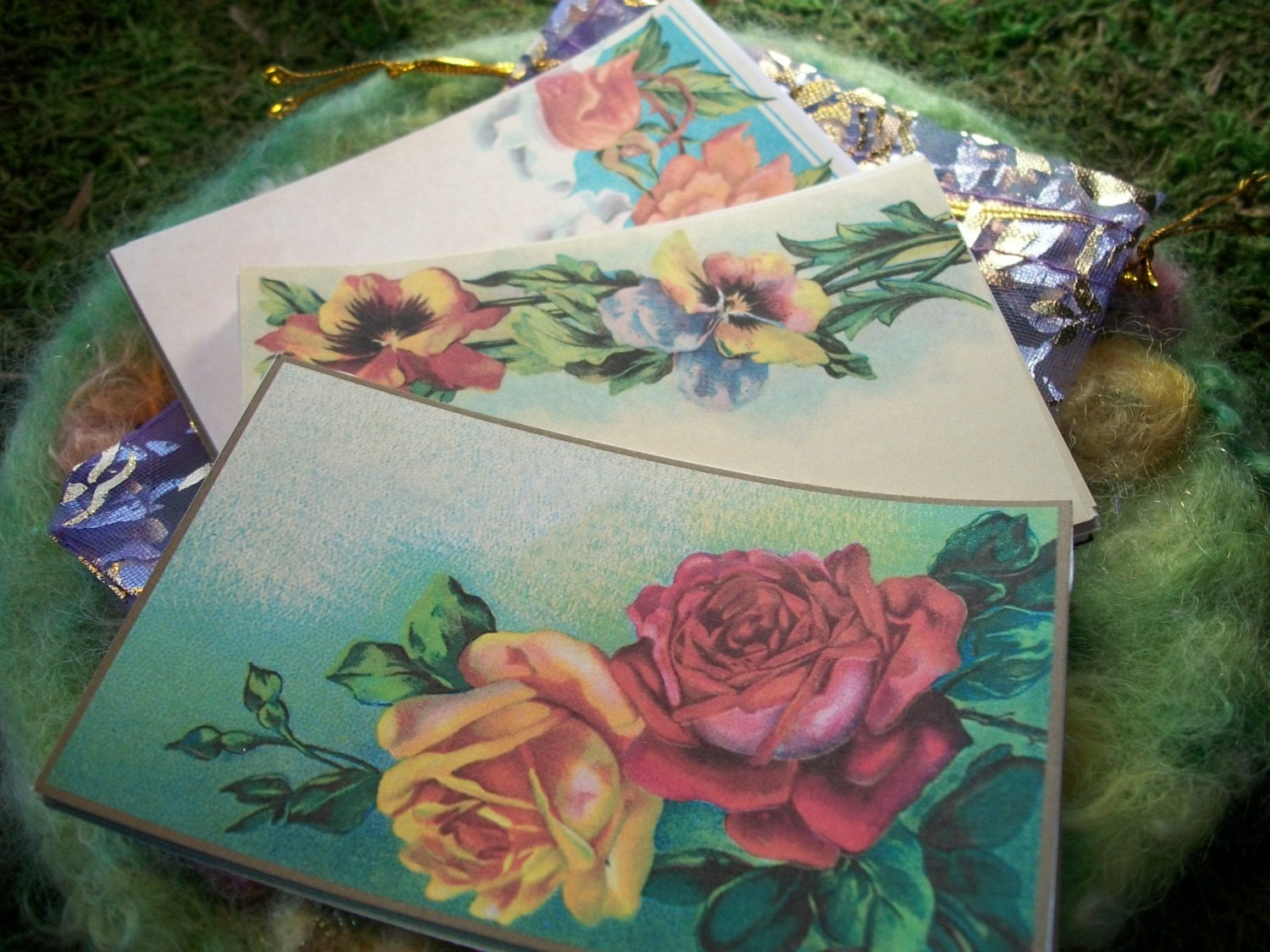 Calling Cards, Vintage Floral, 40 Blank Cards, 8 Designs