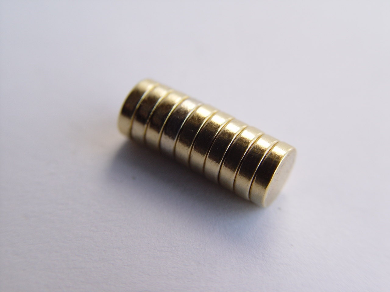 10 Super Strong Gold Plated NEODYMIUM DISC MAGNETS 1/4in dia. x 1/16in thick
