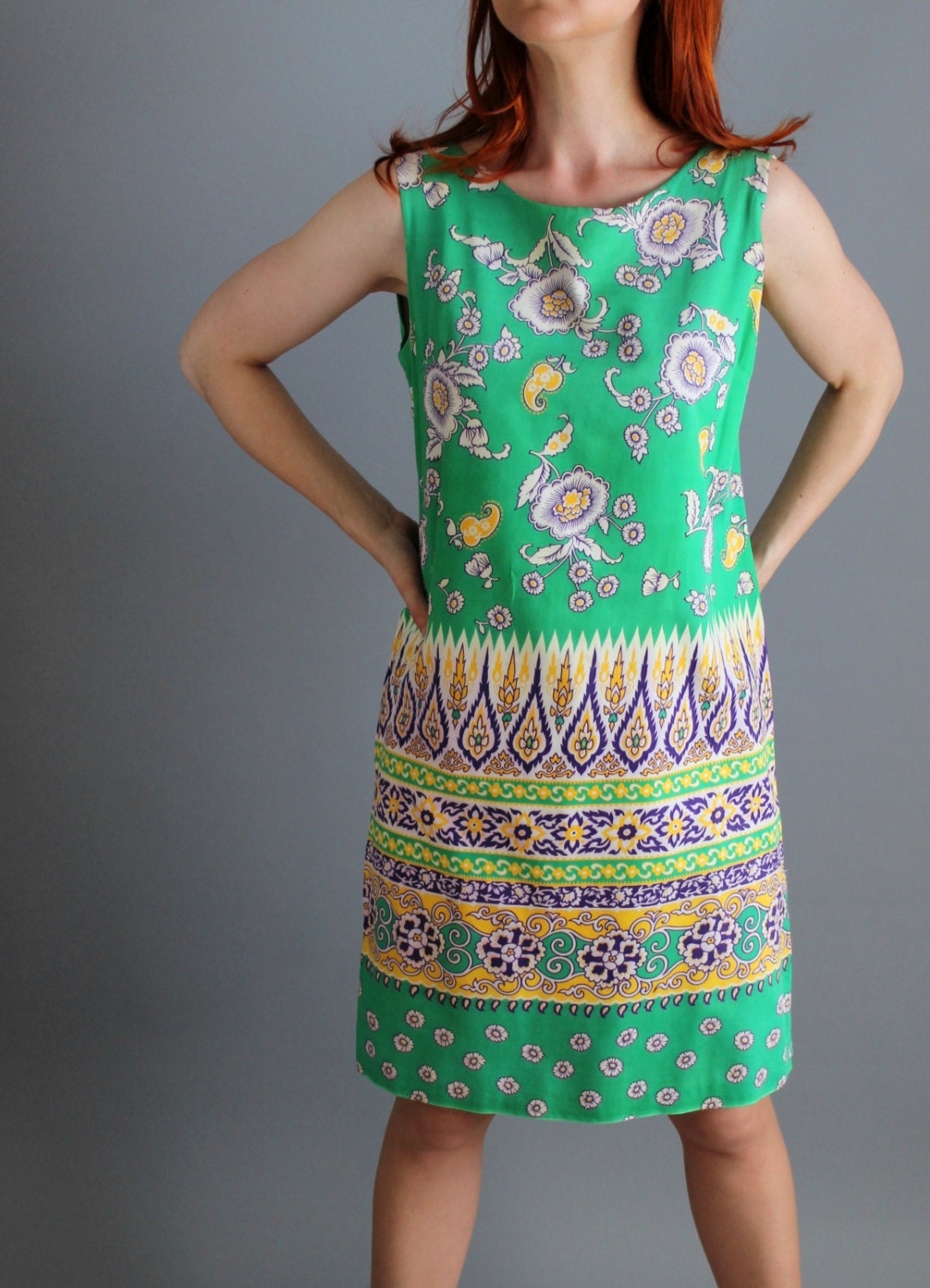 Sale - 1960s Green Floral Print Shift Dress. Day Dress. Folk. French Country. Mod. Mad Men Fashion. Wedding. Summer. Large