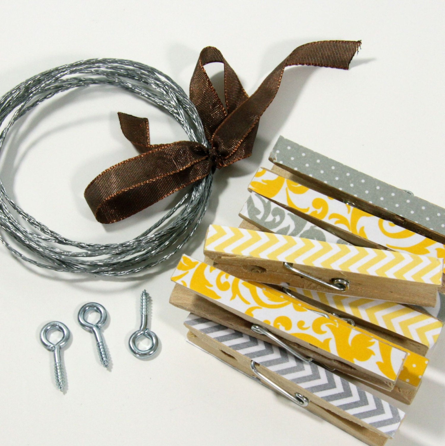 Clothesline Kit. Grey and Yellow Clothespins and Hanging Wire