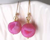 Petite Magenta Pink Druzy Drusy Cracked Orb Earrings, Gold Plated Leverback Earwires.  Splash of summer color.