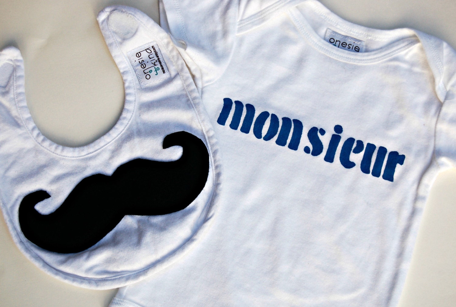 Mustache Onesie Bib Gift Set Baby Halloween Costume French Baby Shower Photo Booth Prop
