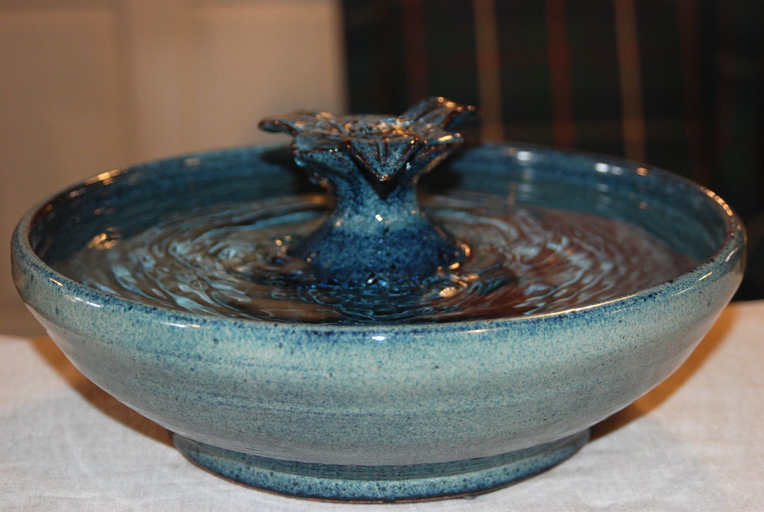 Cat Fountain, Ceramic, Handmade, Foodsafe -  "Trillium" - 11 Inch Diameter