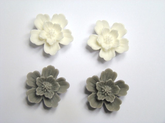 Spring Flower Magnets Set of 4, Shabby Chic  Magnets, Cute Magnets, White Gray, office decor, home decor