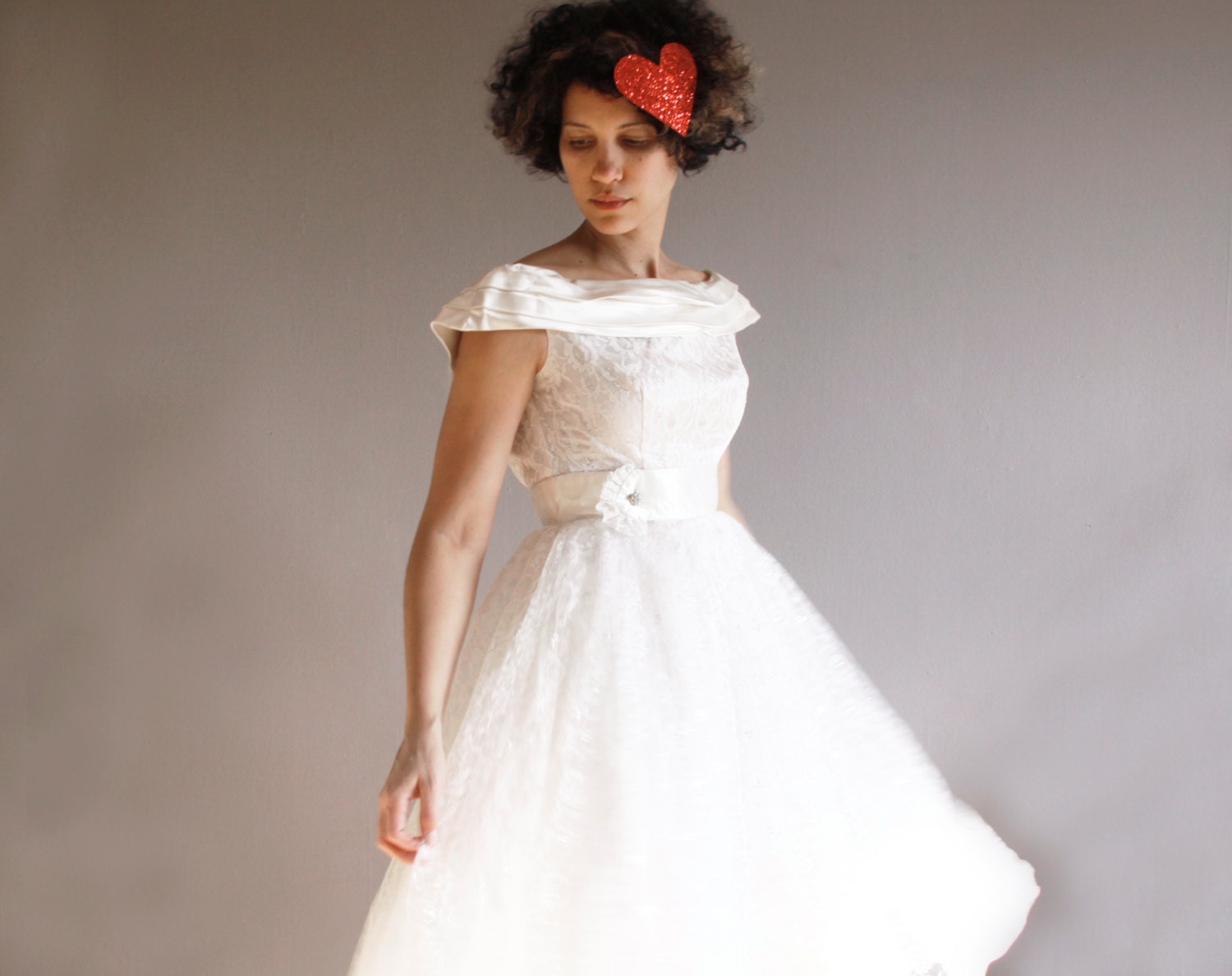 1950's white lace party dress xs . 50s wedding dress