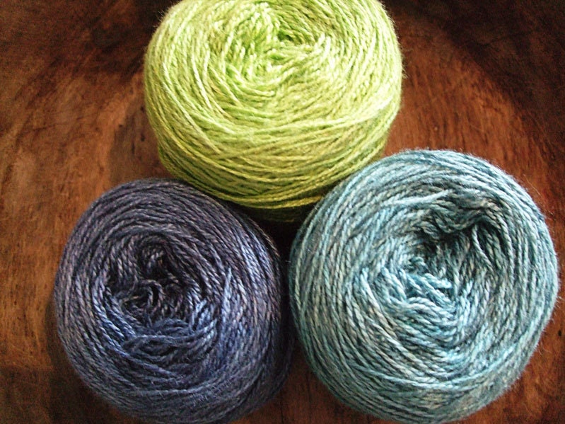 Silk shawl kit - Handdyed fingering yarn silk 157gr 612m