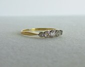 Graduated Diamond Wedding Ring. Classic Five Stone Ring in Yellow Gold and Platinum.