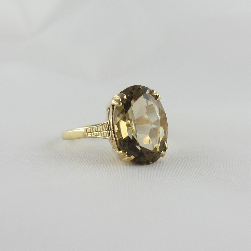 Antique Citrine Ring. Large Yellow Citrine in Yellow Gold.