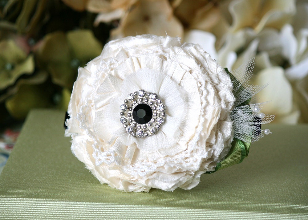 Floral Hair Barrette, Black and White Bridal Hair Flower, White Floral Barrette with Vintage Rhinestone Button