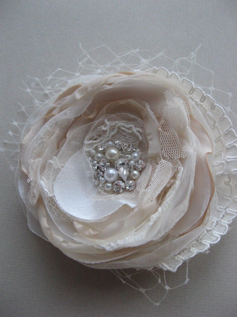 Wedding lace hairpiece, Flower hair accessories,champagne nude natural Ivory, bridal flower wedding, Hair clip with veil