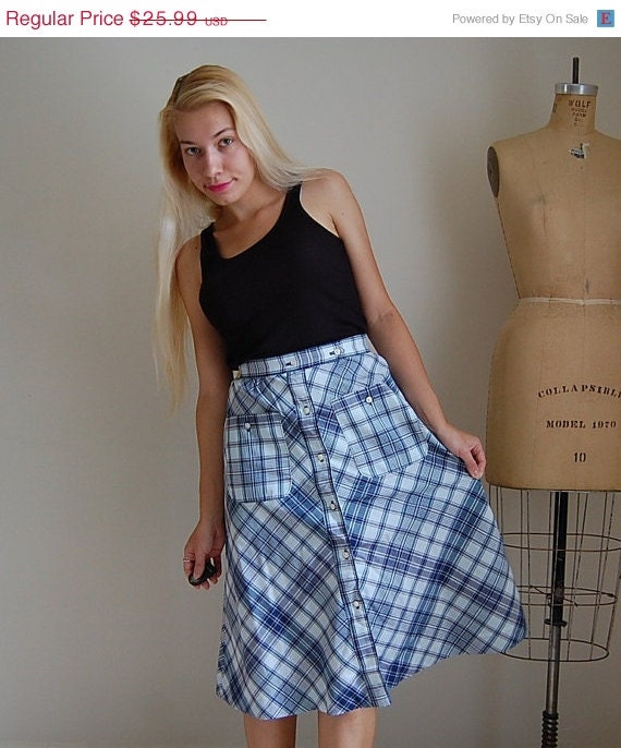 25 % OFF SALE 1970s BLUE Plaid two pocket tulip skirt S