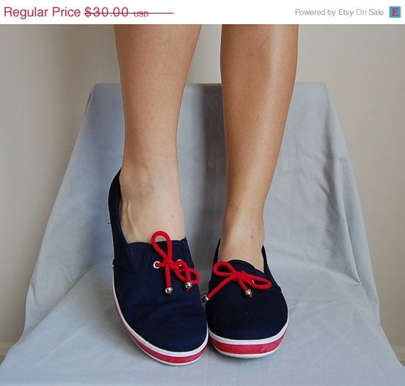 25 % OFF SALE 1990s PATRIOTIC textile nautical bow flats 9