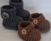 crochet baby shoes and crochet baby booties set of two,you can MIX and MATCH COLORS and sizes