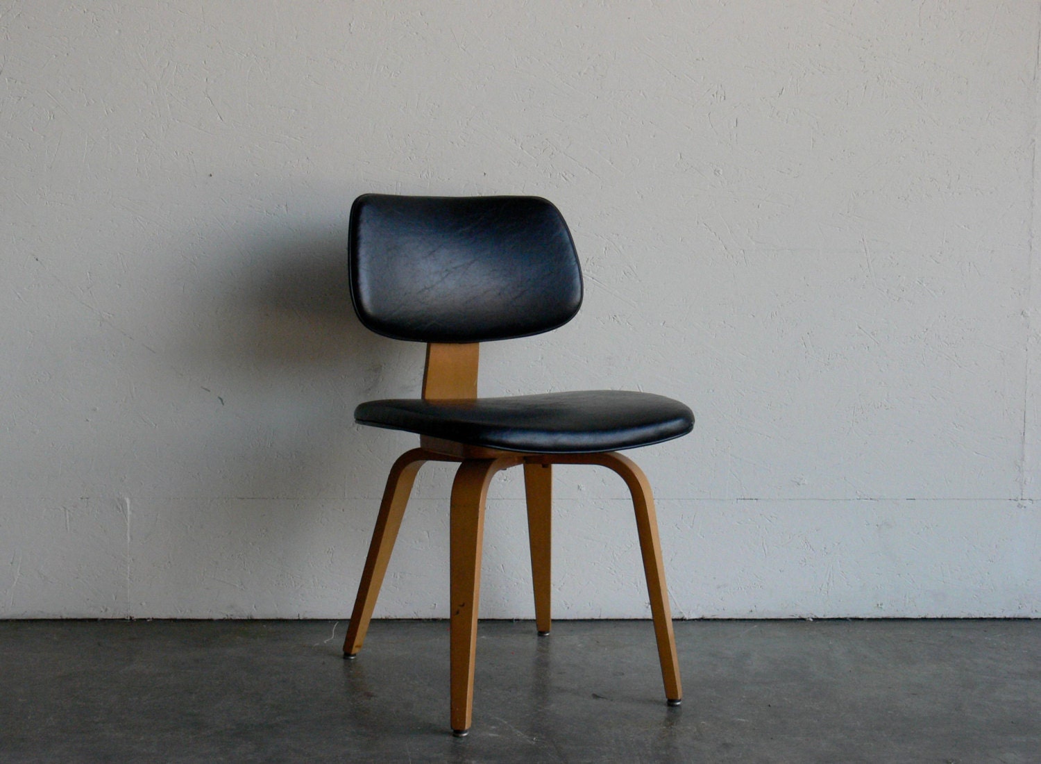 Vintage Mid Century Modern Thonet Plywood Chair