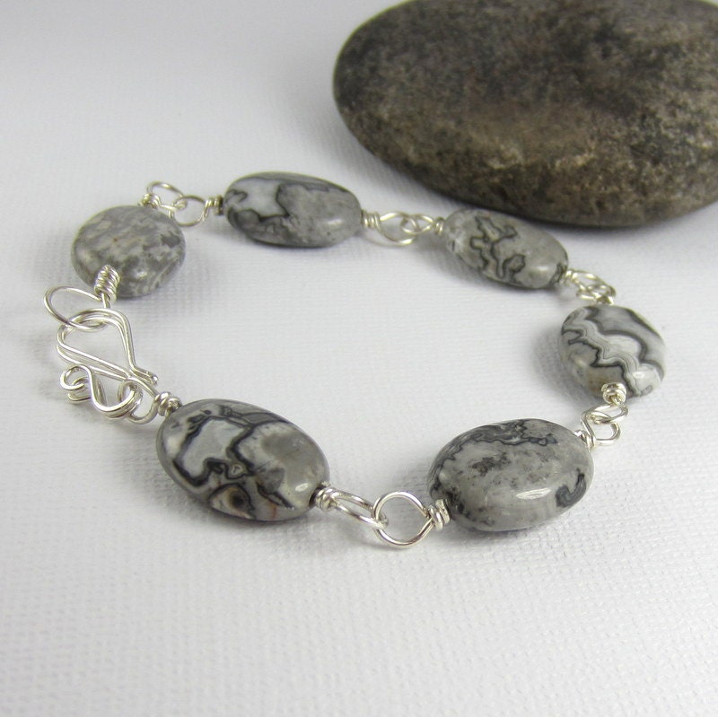 Oval Wave Jasper and Sterling Silver Bracelet. Grey and Black Gemstone Beaded Swirl Bracelet.