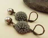 Grey Flower and Pearl Earrings. Grey Lucite Flower Earrings. Victorian Earrings. Grey Pearls. Flower Jewelry.