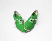 Vintage 80s Green & White Polka Dot Sneakers Shoes - 7