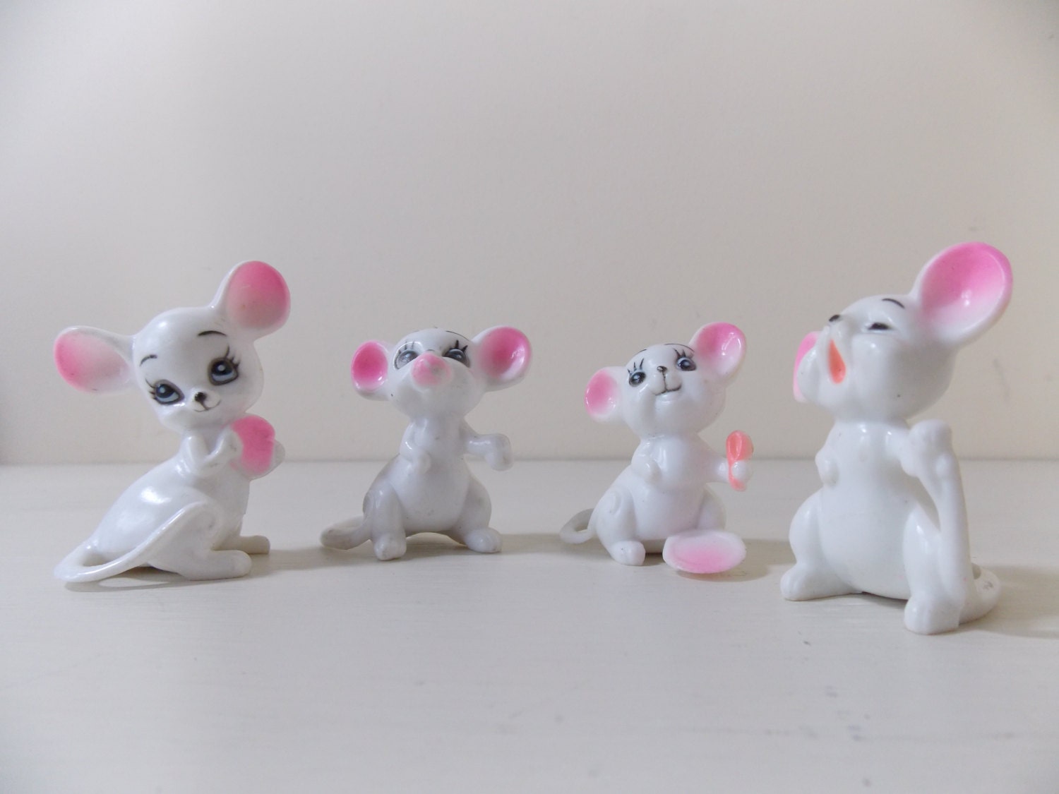 White Mighty Mice Toy Figures 4