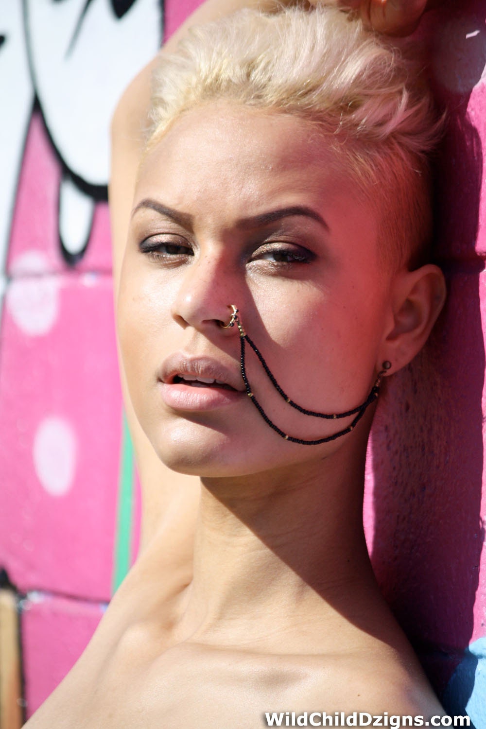 Faux double strand nose ring in black