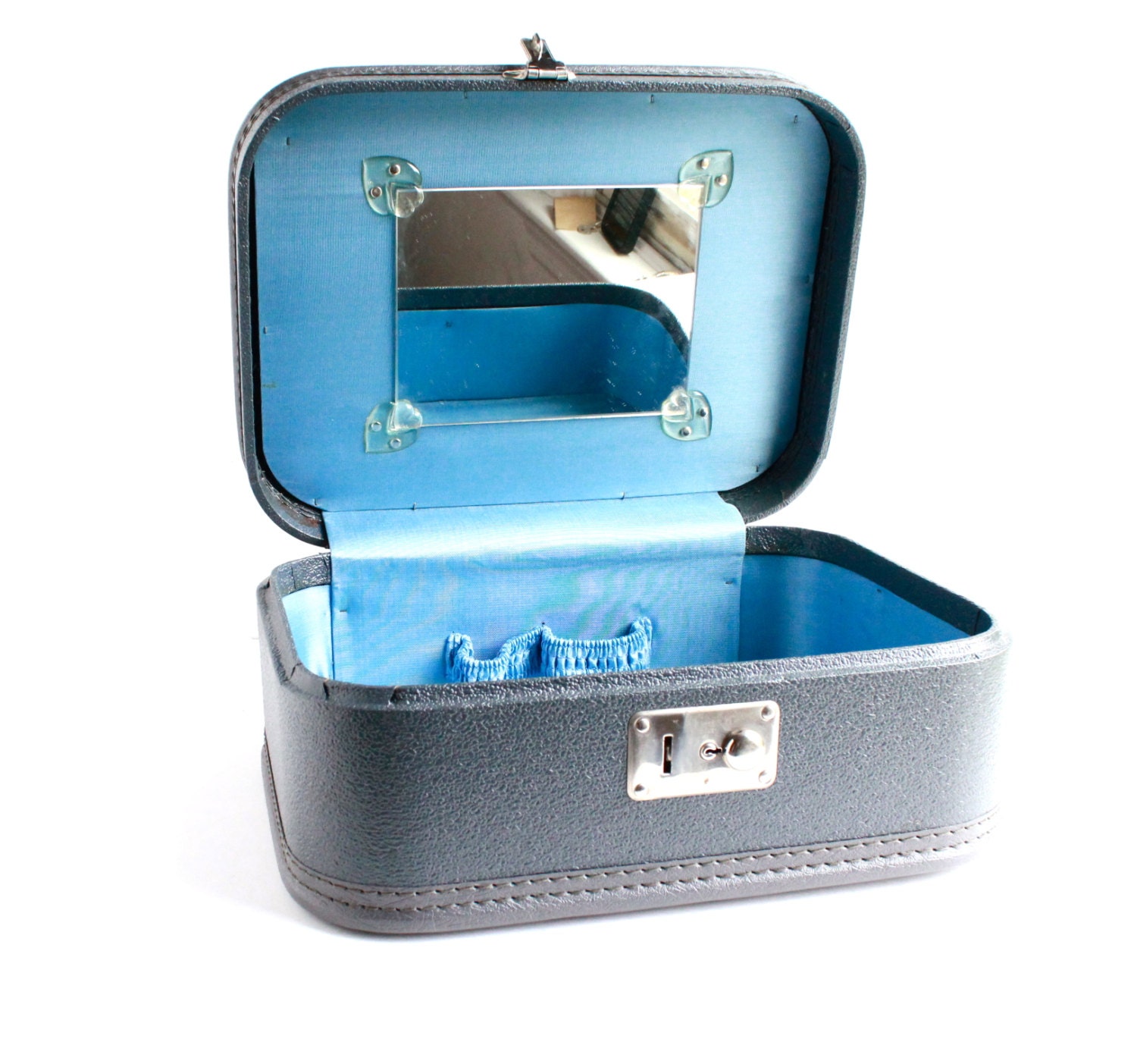 Vintage Blue Hard Travel Case / Retro 1960s Large Train Traveling Cosmetic Tote / Mid Century Carry On Vanity Luggage