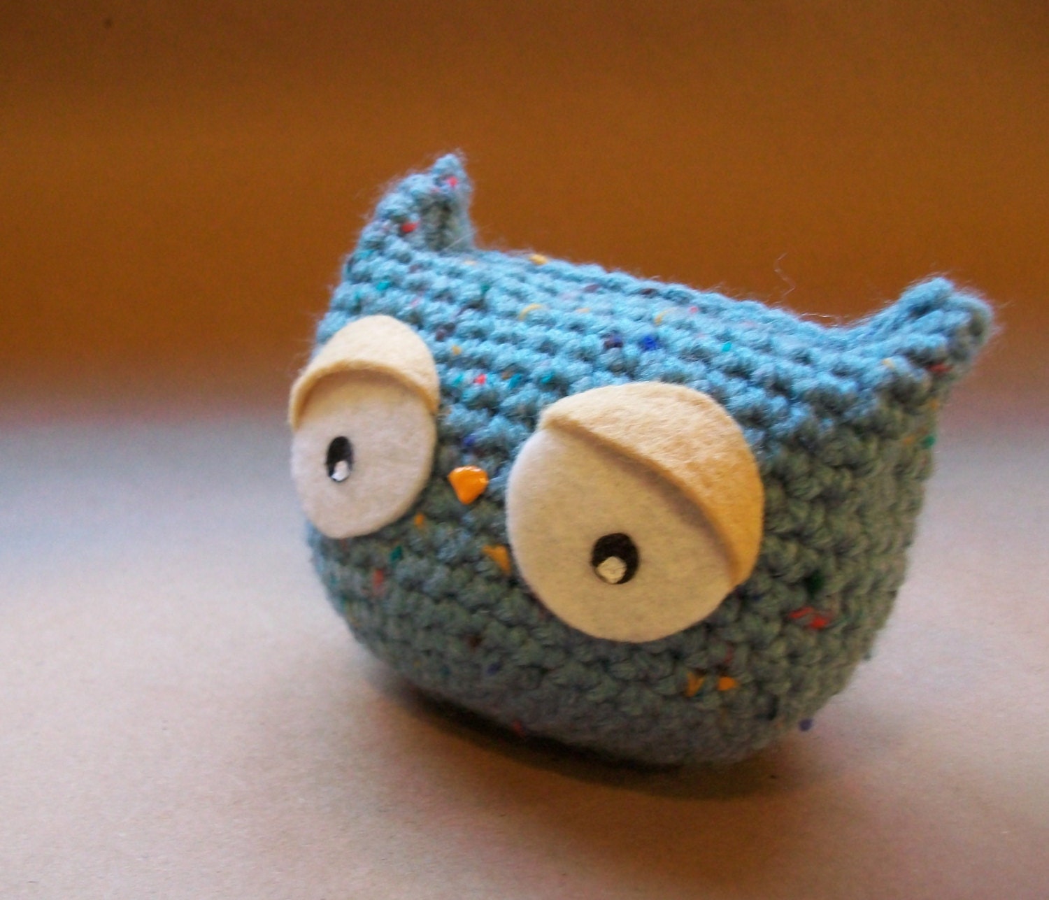 medium owl // crochet amigurumi // blue