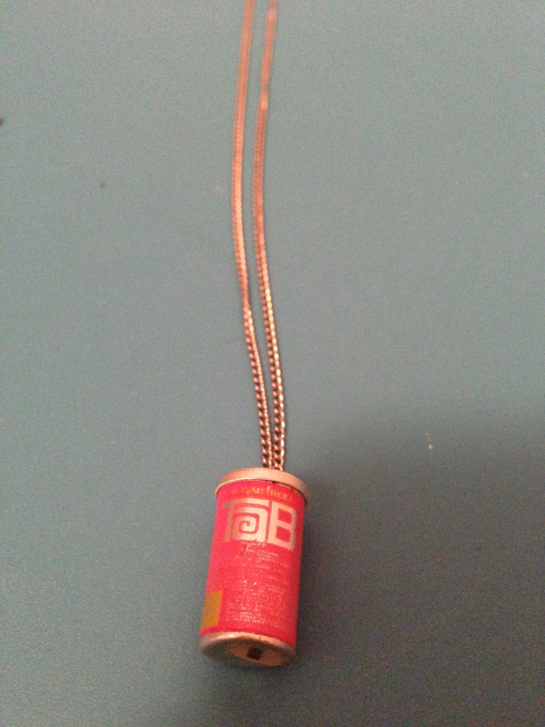 Vintage novelty toy Tab Soda pop necklace 