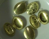 One Locket, Vintage, Etched, Circa 1960, Hong Kong,Oval, Brass, Jewelry, Necklace, Photo's, jewelry, heart design, womens, girls