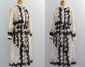 vintage 1970s dress / 1970s black and white dress / floral dress medium