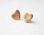 FREE WORLDWIDE SHIPPING - Pale Gold Glitter Heart Stud Earrings