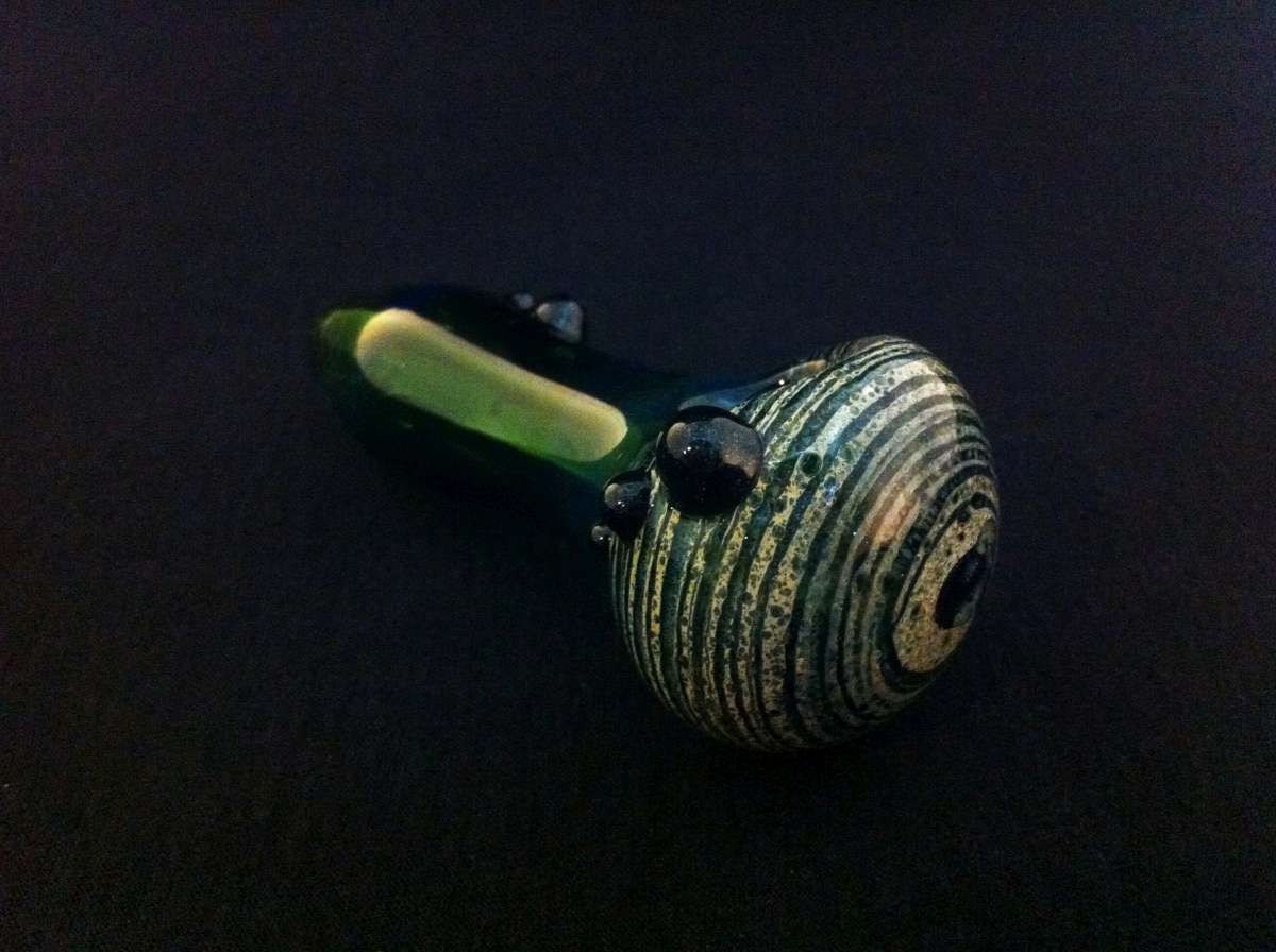 Half Price Sale Green Glass Pipe Frit Head Wrap Tobacco Spoon Pipe