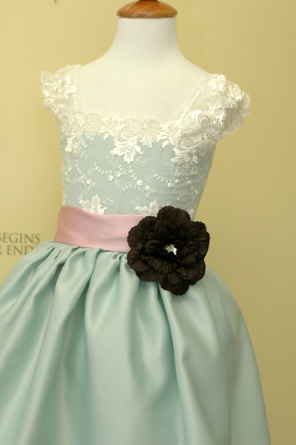 Vintage teal flower girl dress for a wedding with silk flowers. Ivory flower girls dress. White formal gown for special occasion.