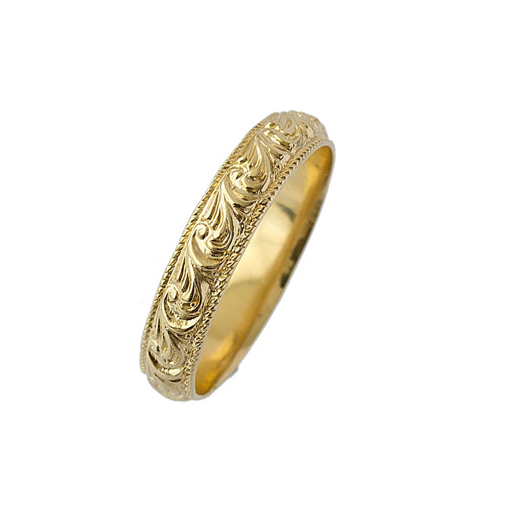 Vintage Foliage Engraved Wedding Band 14k Yellow Gold