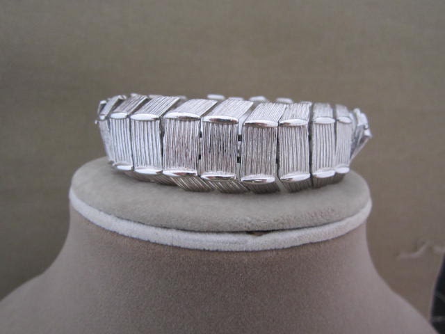 Vintage Silver Metal Linked Monet Bracelet