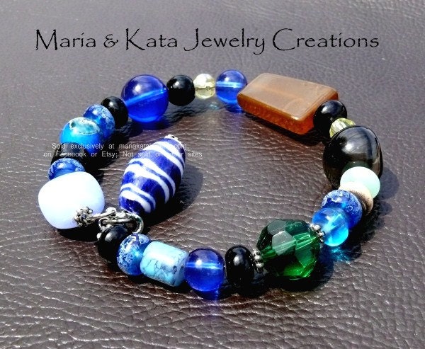 Glass beads bracelets
