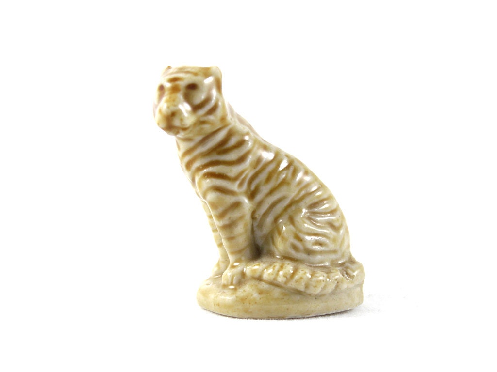 Wade Whimsies - Tiger Big Cat - Miniature Figurine 1970s