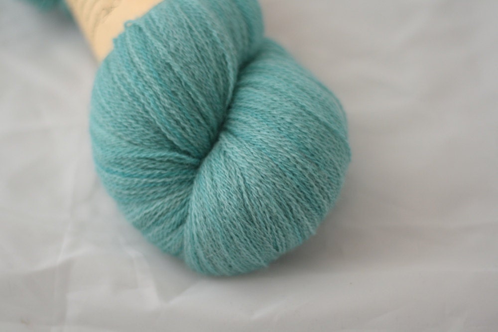 Hopeasäie WooLace, Nanu